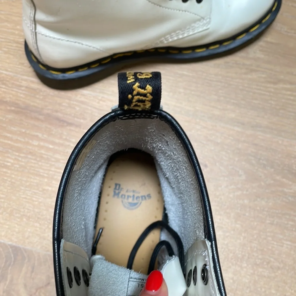 COPY - White Doc Martens lace up boots - Picture 5 of 7